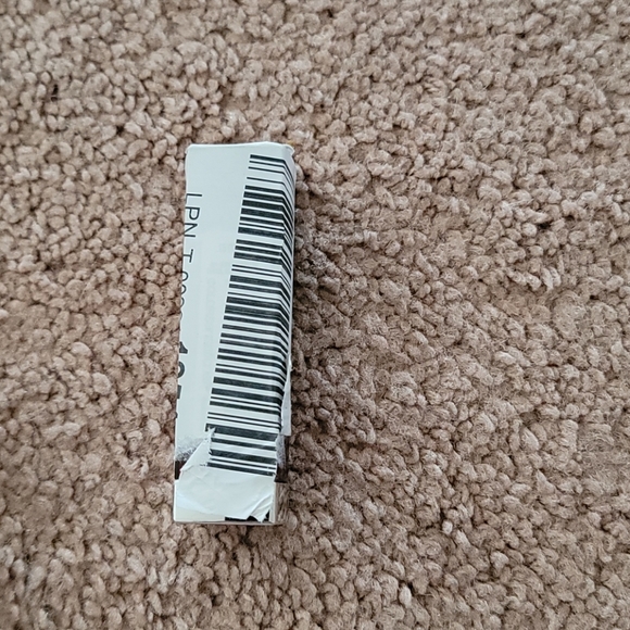 Lipstick - Picture 3 of 3